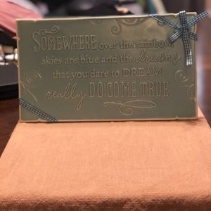 Cute ceramic Wizard of Oz keepsake